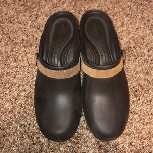 BOGO 💛NWOT Crocs Clogs